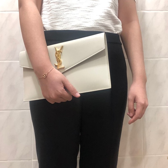 YSL Uptown Clutch - Smooth Leather & Gold Hardware - Picture 6 of 7